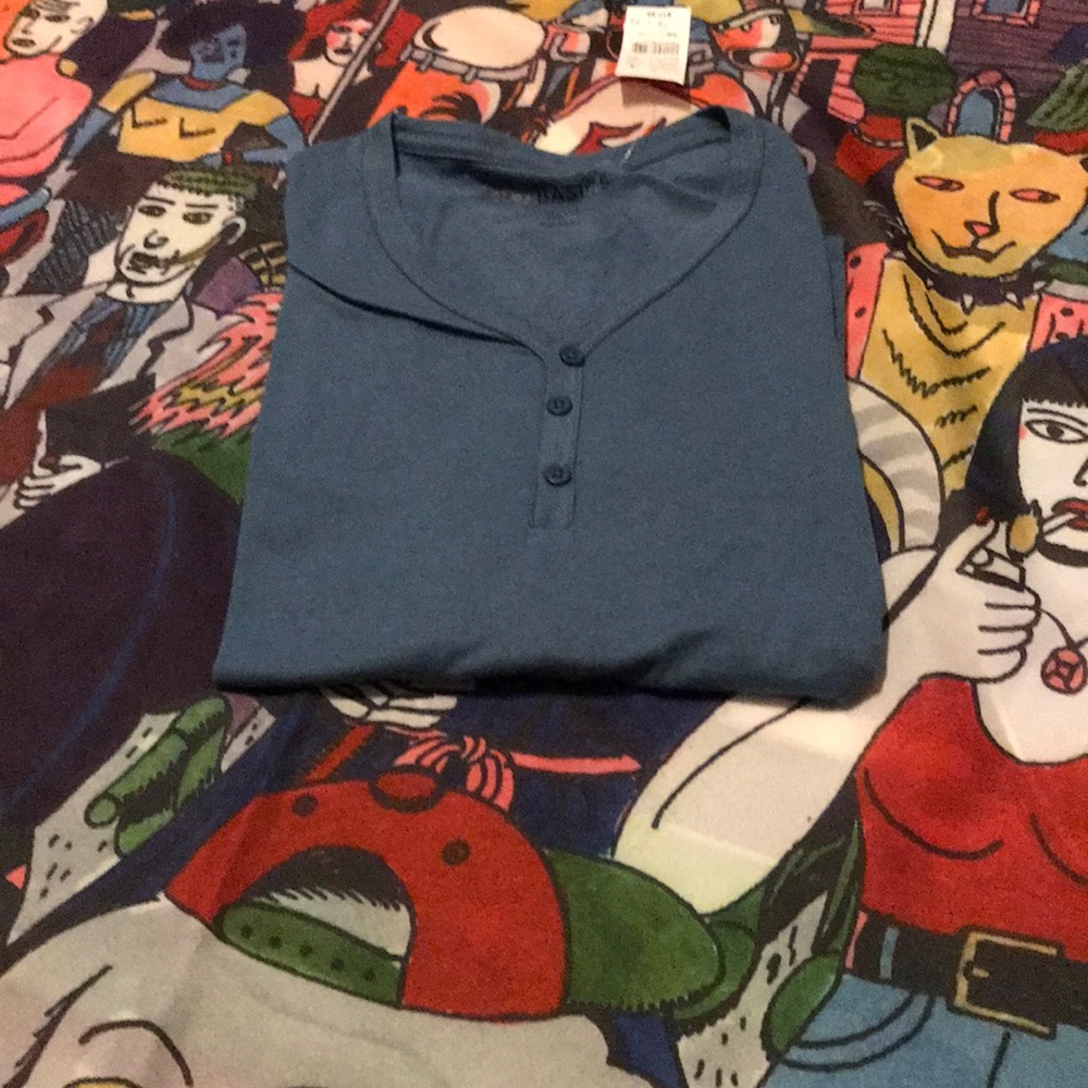 Pacsun tee